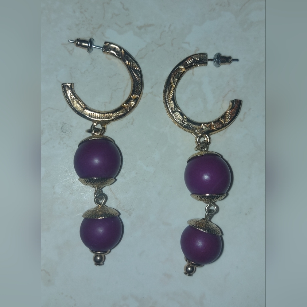 Vintage purple dangle earrings